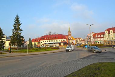 Kentshin, Polonya - 02 Ocak 2014: Görünümü Vladislav Sikorsky Street ve Pawel John II Meydanı