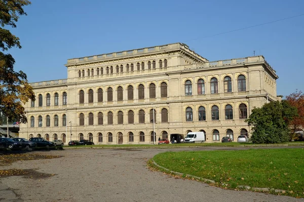 Vista del edificio de la bolsa de Konigsberg. Kaliningrado — Foto de Stock