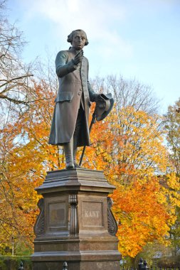 Immanuel Kant anıt Güz. Kaliningrad