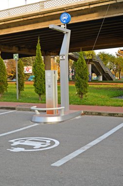 Kaliningrad, Rusya - 04 Kasım 2017: Electrofilling istasyonları (Ezs) elektrikli araçlar için