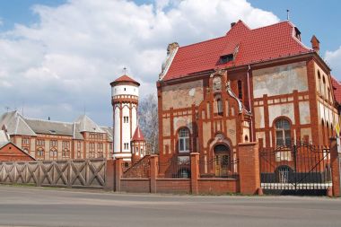 Eski piyade kışla ve askeri kamp bölgesinin su kulesinde. Baltiysk, Kaliningrad bölgesi