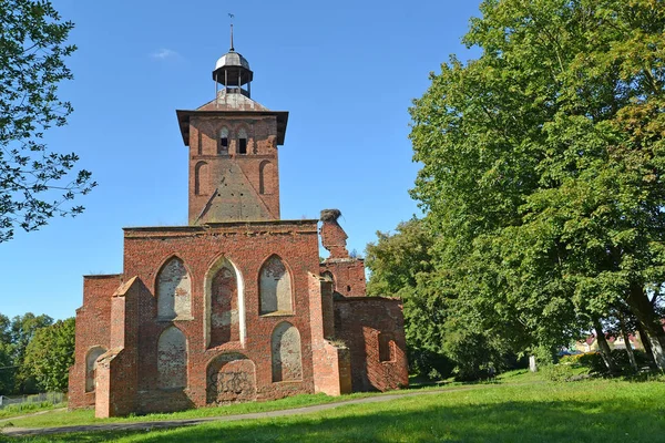 Medieval Lutheran church of Saint Yakov in summer day. Znamensk,  Kaliningrad region — Stock Photo, Image