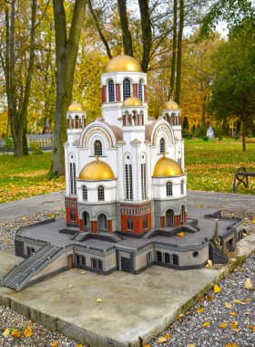 Kaliningrad, Rusya - 19 Ekim 2019: Yekaterinburg 'daki Blood tapınağının planı. South Park 'ta. Mimarlık Tarihi Minyatür Parkı