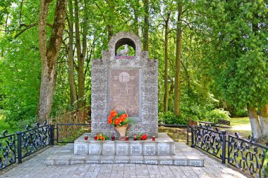 I. Dünya Savaşı sırasında ölenlerin anıtı (1927). Nemanskaya Köyü, Kaliningrad Bölgesi