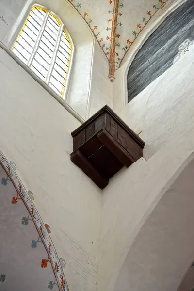 Wooden corner balcony under the vaults of the cathedral of Saints John the Baptist and John the Evangelist. Torun, Poland — Stock Photo, Image