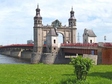 Neman Nehri üzerindeki Kraliçe Louise Köprüsü. Sovetsk, Kaliningrad bölgesi