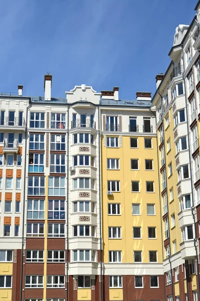 Fragment Fasaden Bostadslägenhet Byggnad Zelenohradsk Regionen Kaliningrad — Stockfoto