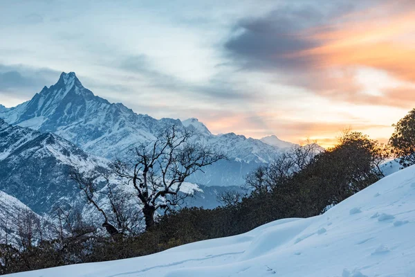 Paesaggio della gamma di Annapurna, Nepal — Foto Stock