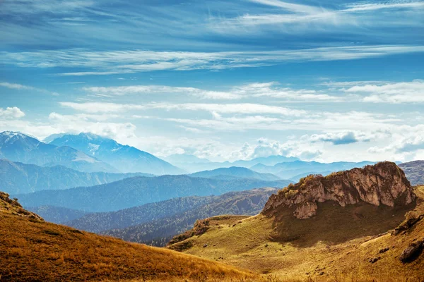 Vecchie Rocce Montagne Paesaggio Autunno Lagonaki Russia — Foto Stock