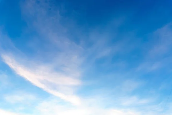 雲と美しい青空 — ストック写真