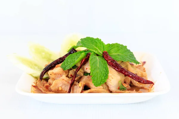 Hete pittige Thaise keuken varkensvlees salade — Stockfoto