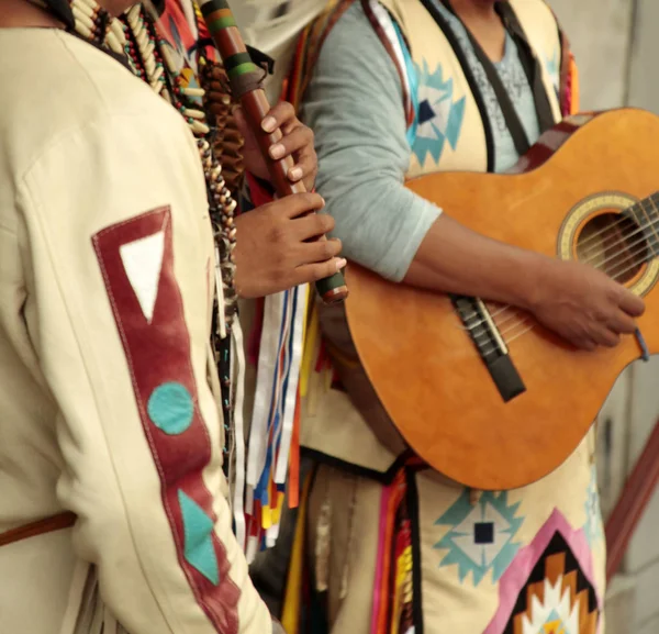 美国原住民街头音乐家 — 图库照片