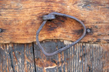 Eski çağlardan ahşap kapı 