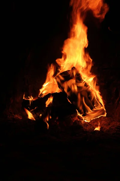 Fire flames in the night — Stock Photo, Image