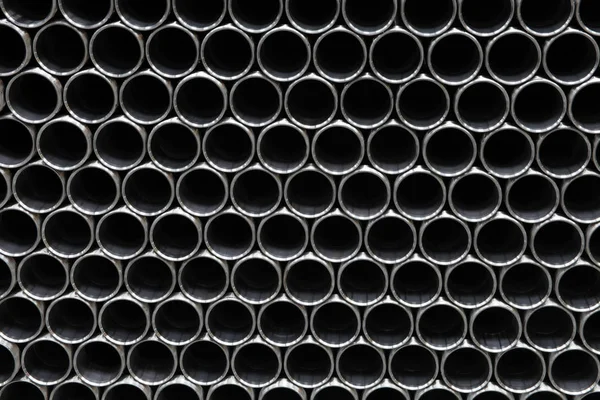 Tubos de aço recém-fabricados — Fotografia de Stock