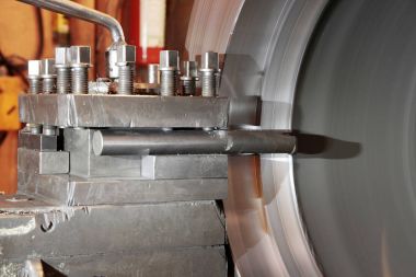 Bükülmüş Metal talaşı ve Torna   