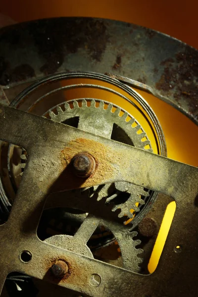 녹슨된 시계 바퀴 스튜디오 촬영 — 스톡 사진