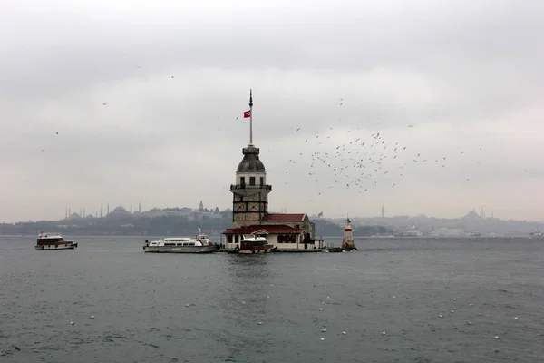 Panenská věž v Istanbulu, Turecko — Stock fotografie