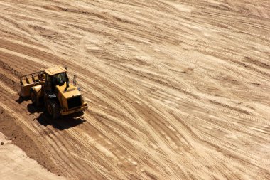 İnşaat alanında, çalışma kovalar 