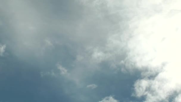 Nuages Blancs Dans Ciel Bleu Séquence Vidéo