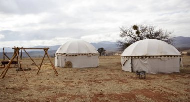 Eski Göçebe Türk Çadırları. Göçebe İnsanlar.