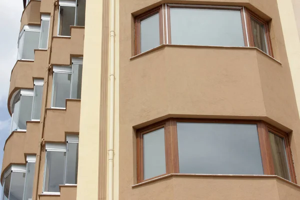 Şehirde Yeni Apartman Binaları — Stok fotoğraf