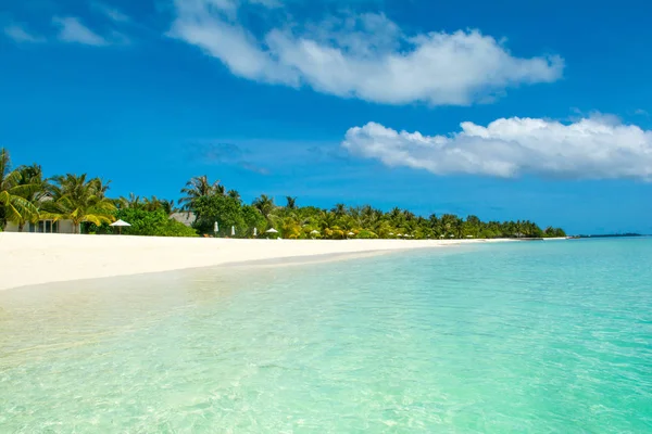 Hermosa playa de arena — Foto de Stock