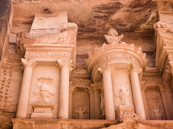 Vista Frontal Fachada Del Templo Jazneh Tesoro Ciudad Árabe Del — Foto de Stock