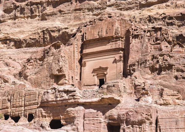 岩の墓 ペトラ ナバテア王国 ヨルダンの首都 — ストック写真
