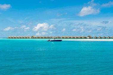 Powerboat kristal su Maldivler Hint Okyanusu