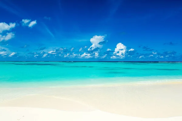 Beautiful landscape of clear turquoise Indian ocean, Maldives is Stock Image