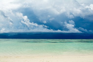 Güzel bulutlu fırtınalı manzara 