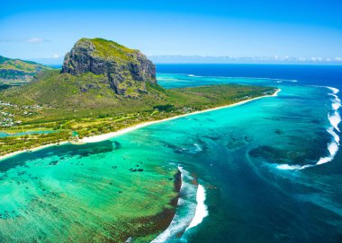 Mauritius Adası 'nın havadan görünüşü
