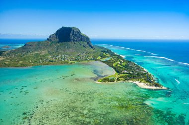 Mauritius Adası 'nın havadan görünüşü