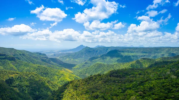  Black River Vadisi Ulusal Parkı 