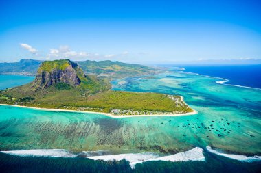 Mauritius Adası 'nın havadan görünüşü