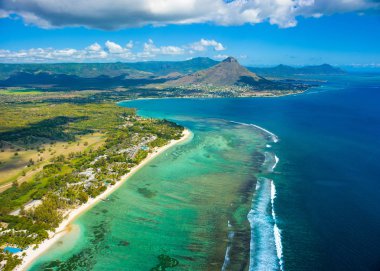 Mauritius Adası 'nın havadan görünüşü