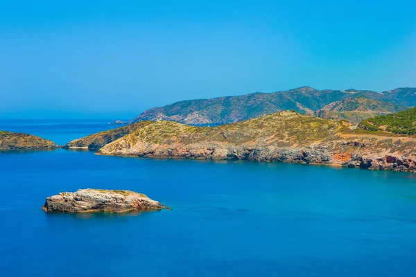 Hermoso paisaje de verano del mar Mediterráneo —  Fotos de Stock