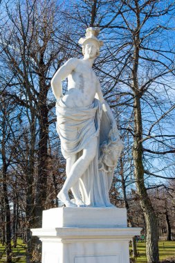 Perseus mitolojik heykel medusa başkanı ile