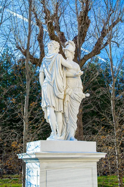 Mythologische Statue von janus und bellona — Stockfoto