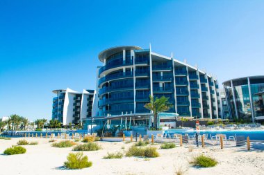 Saadiyat Adası, BAE - 11 Ocak 2020: Lüks sahil oteli, Saadiyat Adası, Abu Dabi, Birleşik Arap Emirlikleri