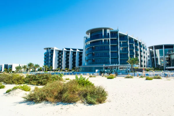 Saadiyat Island Ηνωμένα Αραβικά Εμιράτα Ιανουαρίου 2020 Πολυτελές Παραλιακό Ξενοδοχείο — Φωτογραφία Αρχείου