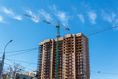 Vinçli inşaat alanı