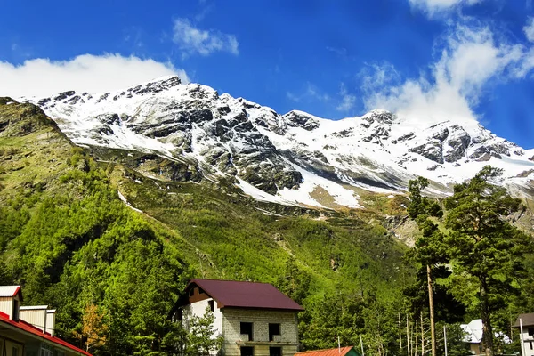 Kaukasus berg i Ryssland — Stockfoto