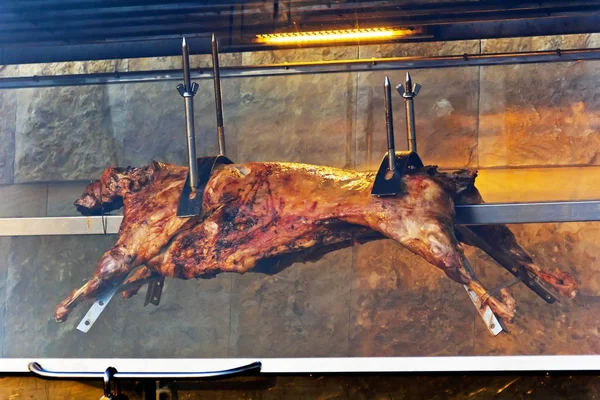 Lamb carcass on skewer — Stock Photo, Image