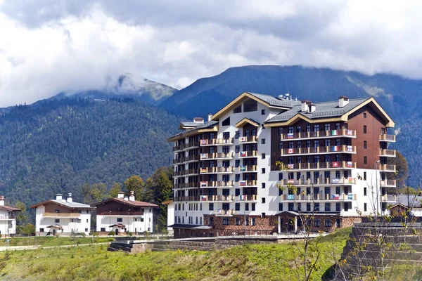 Panorama des russischen kurortes sochi roza hutor Stockfoto