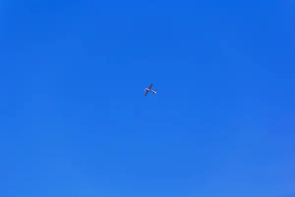 青い空軍の飛行機 — ストック写真