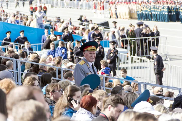 俄罗斯萨马拉 2017年5月9日 俄罗斯将军出席2017年5月9日在俄罗斯萨马拉举行的年度胜利日庆典 — 图库照片