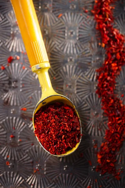 Röd chili paprika flingor — Stockfoto