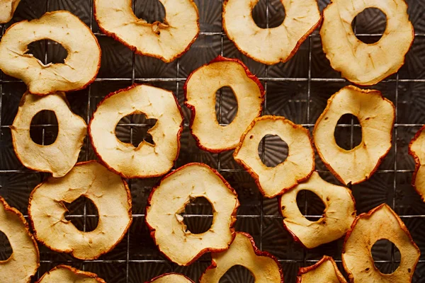 Rodajas de manzana secas — Foto de Stock